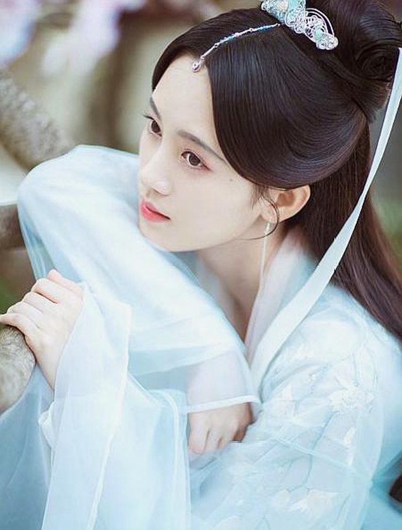 鞠婧祎